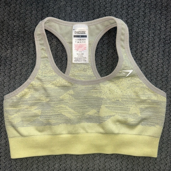 Gymshark Women's Camo Sports Bra - Light Green - Picture 1 of 3